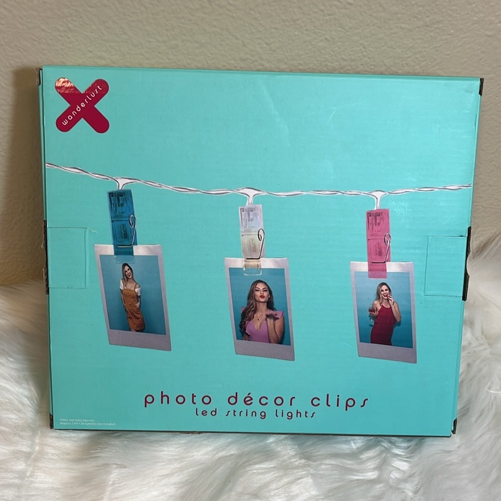 Wanderlust Photo Decor Clips 10ft LED String Lights - Picture 4 of 8